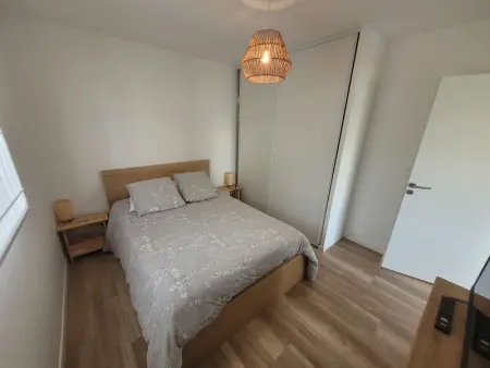 Bel appartement moderne avec jardin et parking privatif - Photo 7