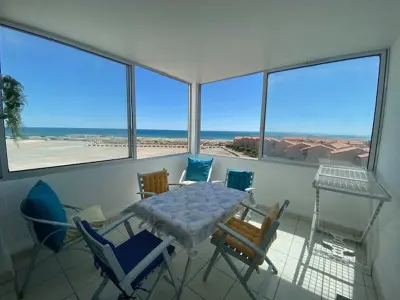 Appartement à Le Barcarès, Grand T2 avec loggia, parking privé, proche plage et commerces - L1000033
