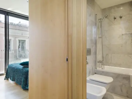 Triplex avec Terrasse Privée, Piscine, et Parking à Gràcia, Barcelone - Photo 15