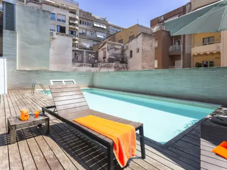 Appartement Moderne avec Terrasse et Piscine proche Parc Güell, Barcelone - Photo 1