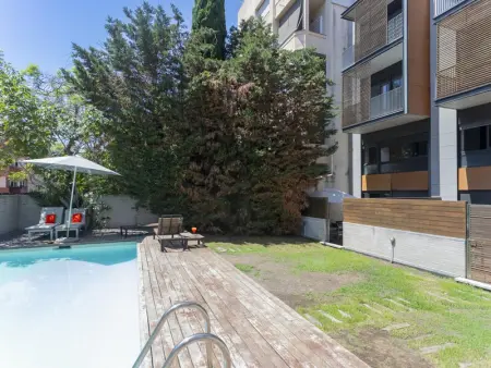 Appartement Moderne avec Terrasse et Piscine proche Parc Güell, Barcelone - Photo 4