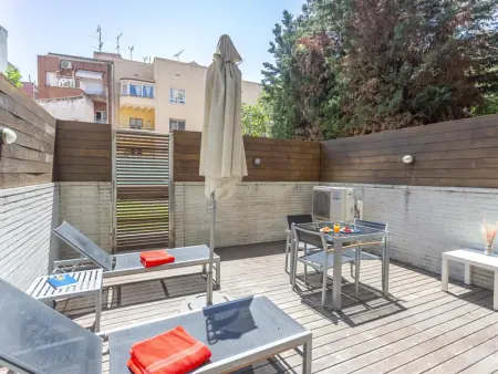 Appartement Moderne avec Terrasse et Piscine proche Parc Güell, Barcelone - Photo 5