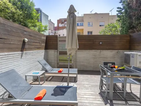 Appartement Moderne avec Terrasse et Piscine proche Parc Güell, Barcelone - Photo 6
