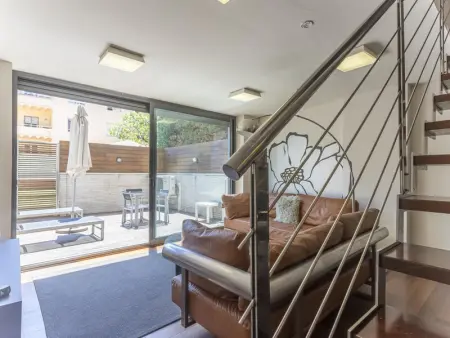 Appartement Moderne avec Terrasse et Piscine proche Parc Güell, Barcelone - Photo 12