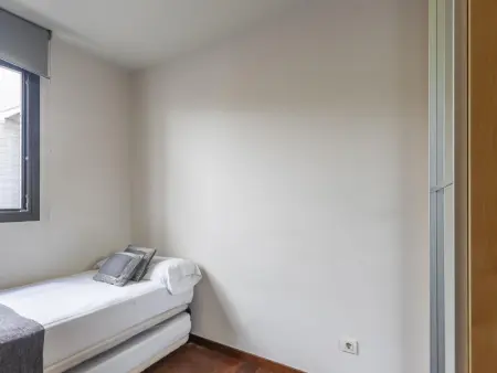 Appartement Moderne avec Terrasse et Piscine proche Parc Güell, Barcelone - Photo 15