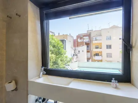 Appartement Moderne avec Terrasse et Piscine proche Parc Güell, Barcelone - Photo 22