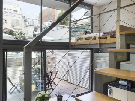 Appartement avec Terrasse Privée, Piscine et Parking au Centre de Barcelone - Photo 8