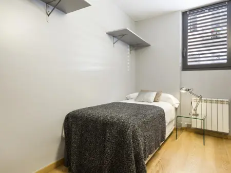 Appartement avec Terrasse Privée, Piscine et Parking au Centre de Barcelone - Photo 14