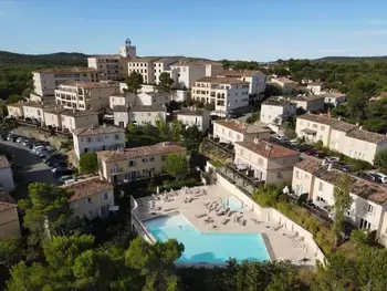 Villa à Mallemort,Maison de vacances en Provence - Golf, piscine, internet, linge haut de gamme FR-1-658-31 N°1000321