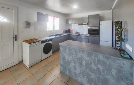 Location Maison 6 personnes à Villespassans - Photo 5