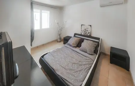 Location Maison 6 personnes à Villespassans - Photo 30