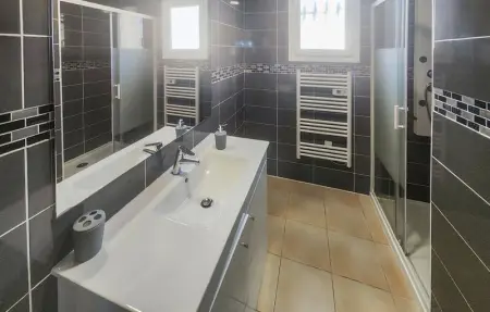 Location Maison 6 personnes à Villespassans - Photo 32