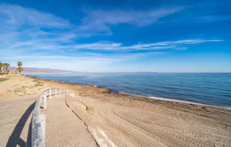 Location Appartement 5 personnes à Roquetas de Mar - Photo 19