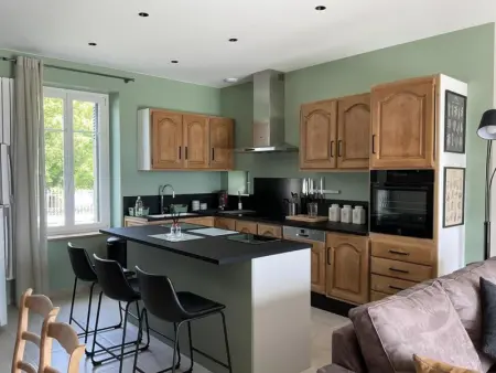 Gîte rénové avec billard, baby-foot, jardin clos, recharge VE, proche châteaux de la Loire - Photo 2