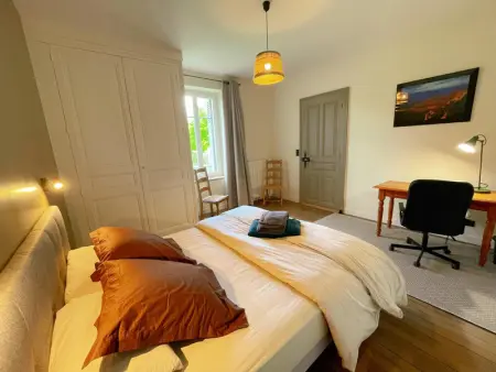Gîte rénové avec billard, baby-foot, jardin clos, recharge VE, proche châteaux de la Loire - Photo 10