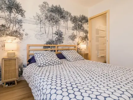 Maison rénovée 2023 à 300m de la mer avec terrasse, jardin clos, clim et wifi - Photo 8