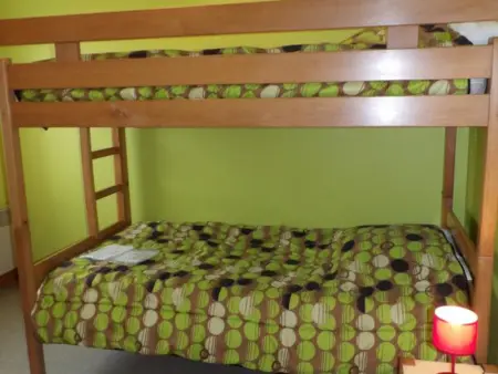 Maison en Bord de Mer à Surtainville - 2 Chambres, WiFi, Animaux Acceptés, Plage à Proximité - Photo 4