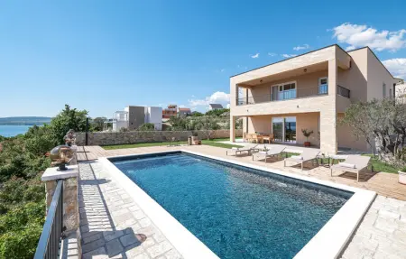 Location Maison 9 personnes à Maslenica - Photo 1