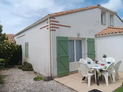 Maison à La Faute sur Mer, Maison familiale avec piscine, proche plage et commerces - L1001378