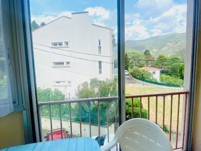 Appartement à Amélie les Bains Palalda, Studio cosy avec balcon, parking privé, proche thermes et centre ville, à Amélie-les-Bains - L1001425