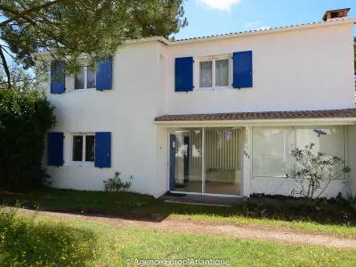 Maison à La Palmyre, Belle villa 4 pièces, 7 pers., proche mer et commerces, La Palmyre, avec patio, jardin, animaux admis - L1001436