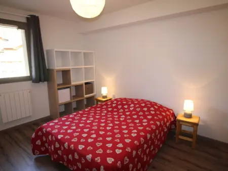 Confortable T3 à 50m des pistes avec piscine et parking gratuits - Photo 4