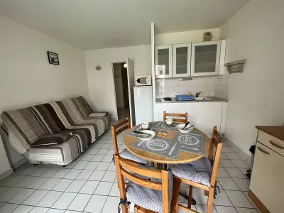 Appartement à Saint Jean de Monts, Appartement T2 à St Jean de Monts avec balcon et parking privé - L1001560