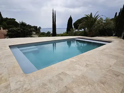 Maison à Les Issambres, Rez de villa avec piscine privée chauffée et jardin, à 1 km de la mer - L1001574