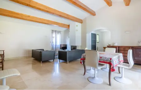 Location Maison 6 personnes à Plan d'Aups Sainte Bau - Photo 4