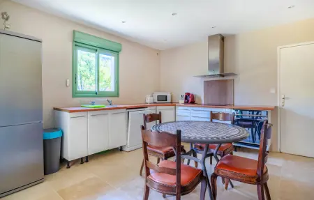 Location Maison 6 personnes à Plan d'Aups Sainte Bau - Photo 6