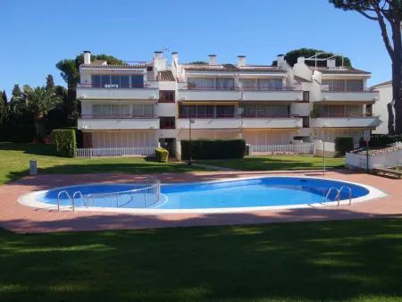 Appartement à Calella de Palafrugell, Appartement avec Grande Terrasse et Piscine à 500m de la Plage - Calella de Palafrugell - L1001795