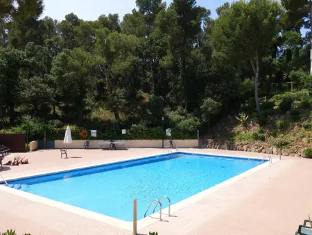 Appartement à Calella de Palafrugell, Studio en rez-de-chaussée avec grande terrasse et piscine, proche plage et centre à Calella de Palafrugell - L1001814