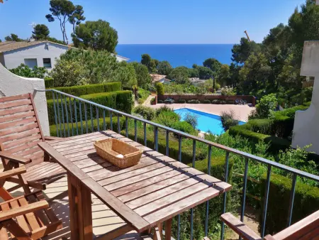 Appartement à Calella de Palafrugell, Acogedor estudio con fantásticas vistas al mar y piscina en Calella de Palafrugell - L1001818