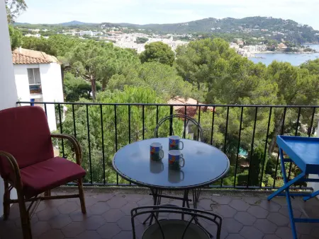 Appartement à Calella de Palafrugell, Apartamento con 3 habitaciones y vistas al mar en la zona del San Roc de Calella de Palafrugell - L1001819