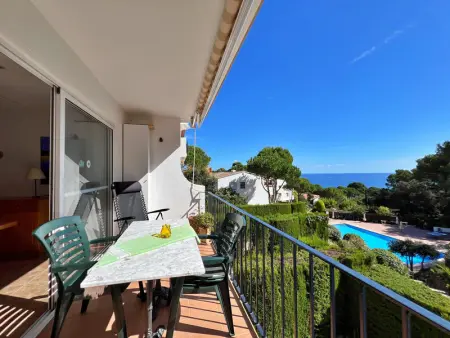 Appartement à Calella de Palafrugell, Acogedor estudio con fantásticas vistas al mar y piscina en Calella de Palafrugell - L1001822