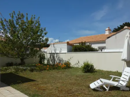 Maison lumineuse avec jardin près de la plage - 2 chambres, animaux acceptés, WIFI, parking - Photo 22