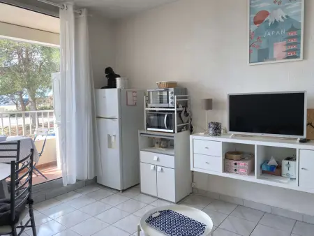 Bel Appartement T1 avec Loggia à Balaruc-les-Bains - Photo 2