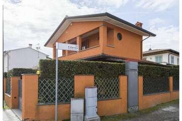 Location Villa a Forte dei Marmi,452679 IT-55042-44 N°1001923