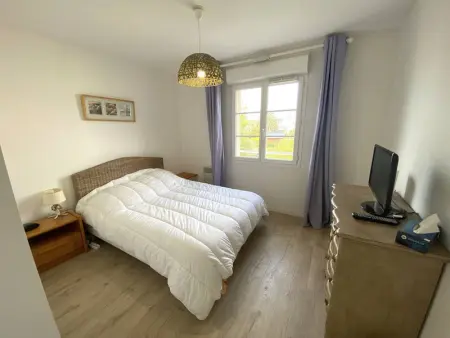 Appartement au calme avec WIFI, balcon, parking au centre de Perros-Guirec, à 500m des commerces - Photo 4