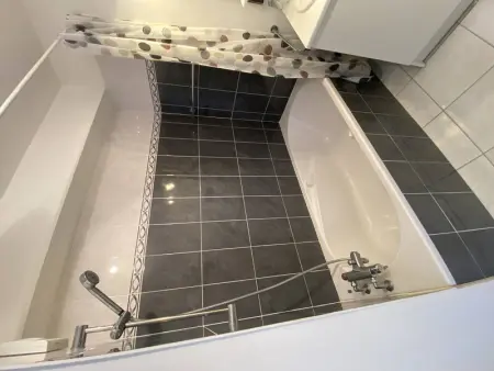 Appartement au calme avec WIFI, balcon, parking au centre de Perros-Guirec, à 500m des commerces - Photo 15