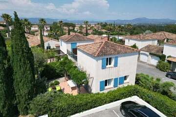 Location Maison à Roquebrune sur Argens,122069 FR-83520-44 N°1002019