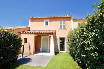 Location Maison à Roquebrune sur Argens,232538 FR-83520-50 N°1002022