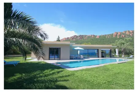 Villa à Saint Raphaël, 298745 - L1002028