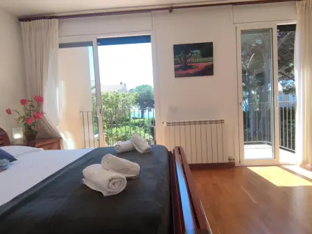 VILLAS COSETTE CAMI DE LES PENYES  Con piscina y wifi en Sant Feliu de Guíxols - Photo 10