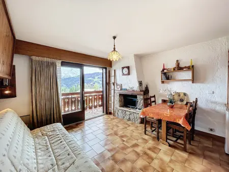 Studio cosy aux pieds des pistes avec parking à Combloux - Photo 4