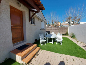 Location Maison à Le Grau d'Agde,Maison T3 climatisée avec terrasse, à 800m de la plage, parking et garage inclus FR-1-423-303 N°1002332