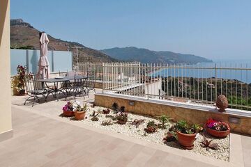 Location Apartamento en Taormina,Apartments Taormina-Le Villette Aloe 3 pax ISI011005-DYE N°1002392