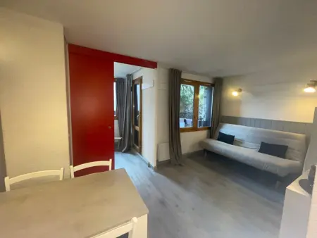 Studio cosy avec balcon, proche pistes et commerces, accès piscine, parfait pour 4 personnes - Photo 3
