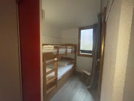 Studio cosy avec balcon, proche pistes et commerces, accès piscine, parfait pour 4 personnes - Photo 4