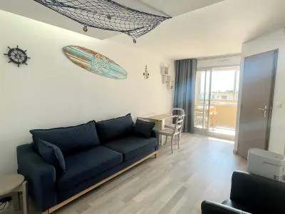 Appartement à Canet en Roussillon, Charmant T2 rénové à 50m de la plage, terrasse OUEST, près des commerces - L1002930